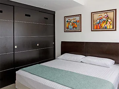 Torre Barcelona Suites Cancun Hotel