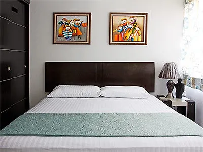 Torre Barcelona Suites Cancun
