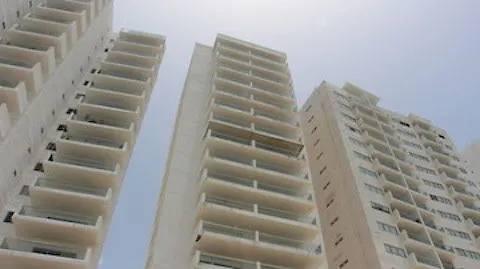 Hotel Torre Barcelona Suites Cancun