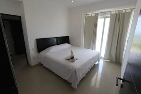 Torre Barcelona Suites Cancun 4*,  Mexico