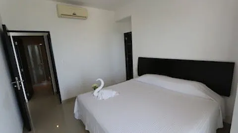 Torre Barcelona Suites Cancún Mexikó